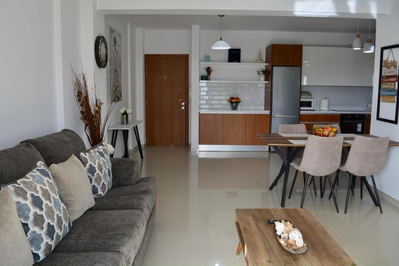 Panorama Apartamento Klorakas Exterior foto